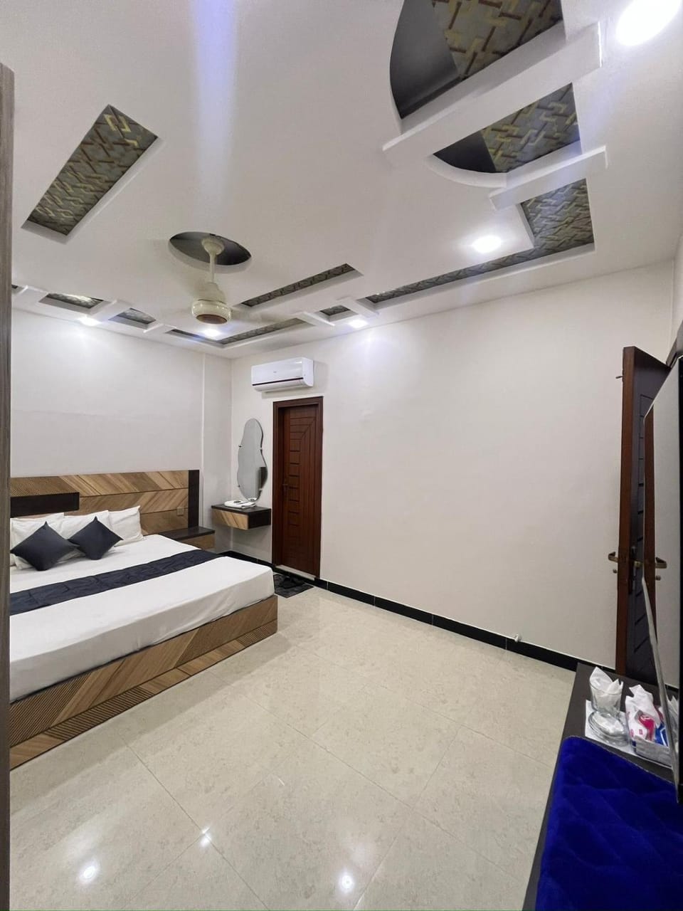 The Urban Nest Guest House Bed and Breakfast in Karachi