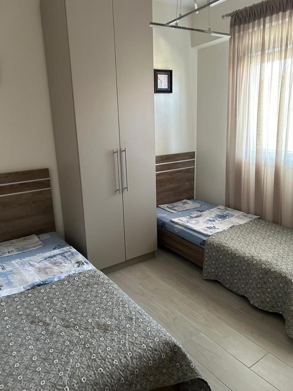Bedroom, wardrobe