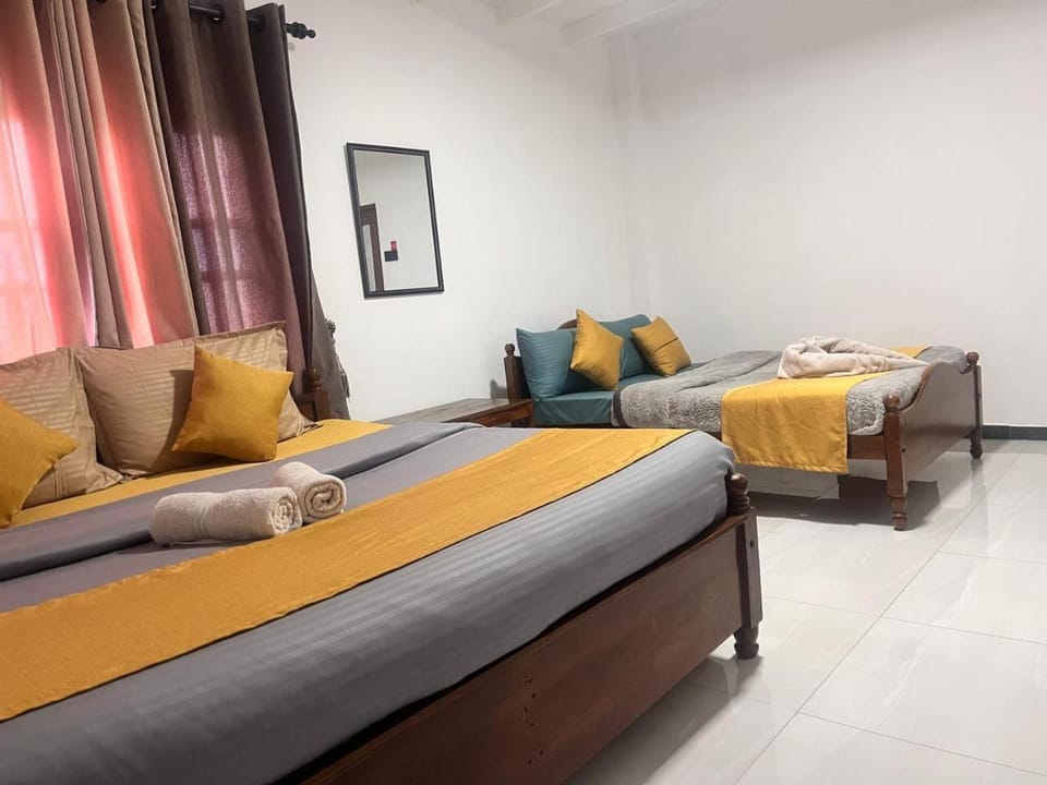 Regal Montara Bed and Breakfast in Nuwara Eliya