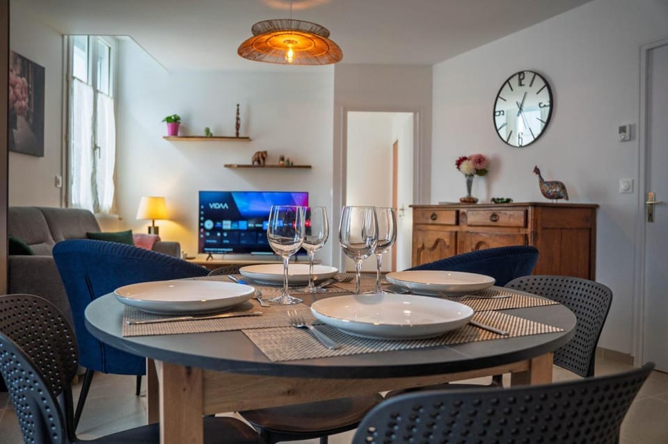 L'Ecrin des Prébendes Tours Centre Apartment in Tours