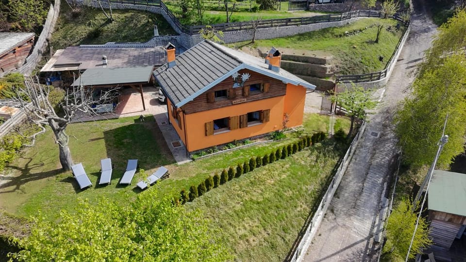 Chalet & SPA Privata - Baita al Frassino, Ospitar House in Trentino-South Tyrol