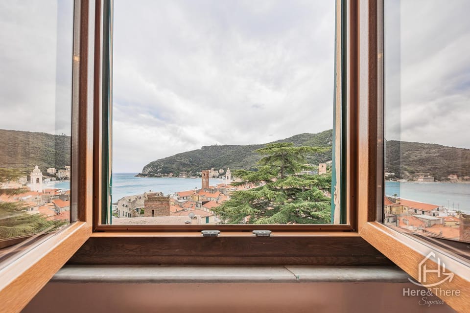 Day, Natural landscape, Beach, Mountain view, Sea view