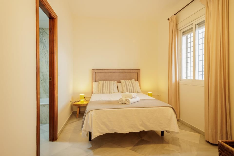 Living room, Bedroom
