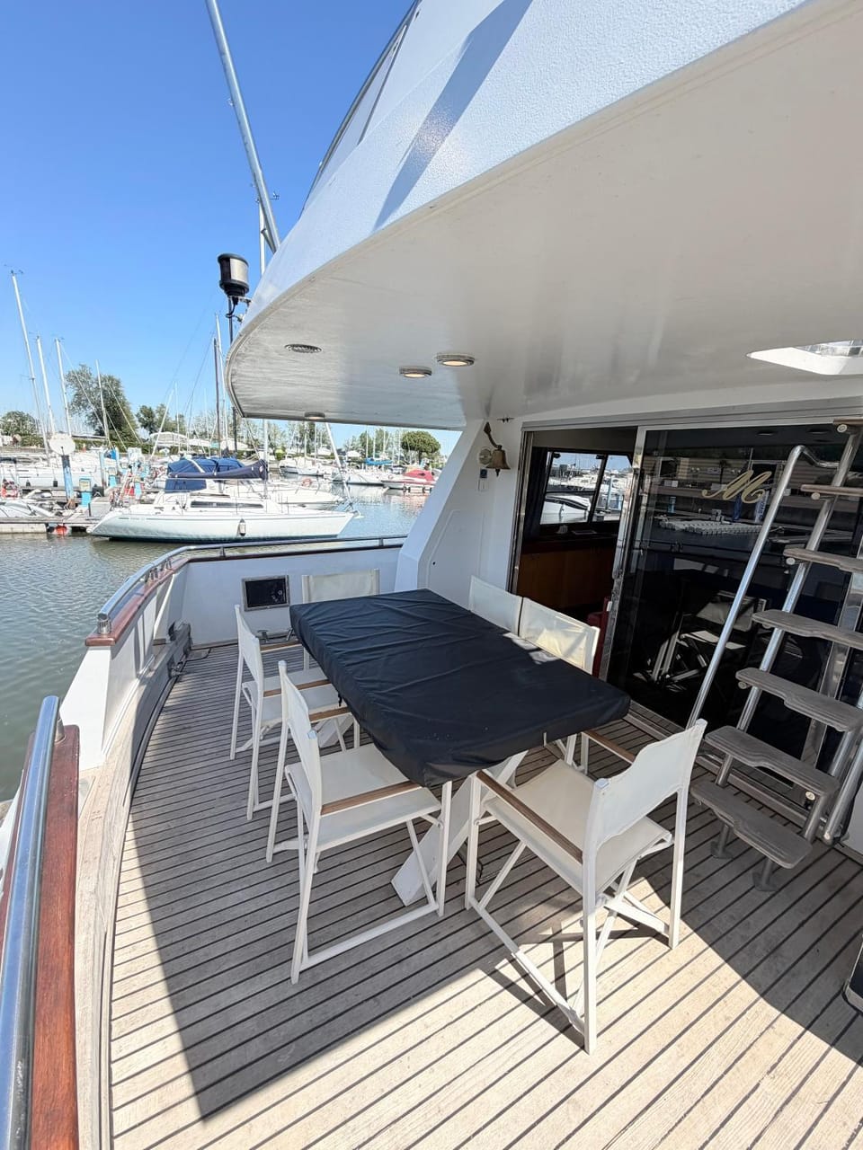 Marina Estensi Floating Resort - Classic Yacht Docked boat in Emilia-Romagna