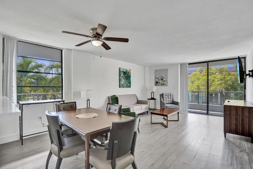 Cozy 1BR Near Hard Rock Stadium - 223 Apartment in Golden Glades