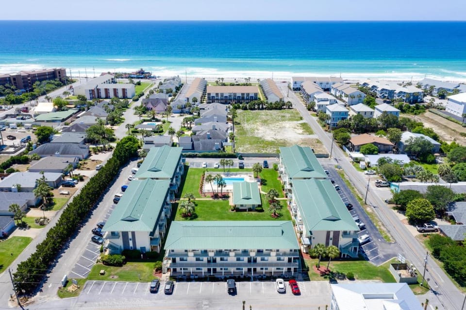 Sandprints C12 House in Miramar Beach