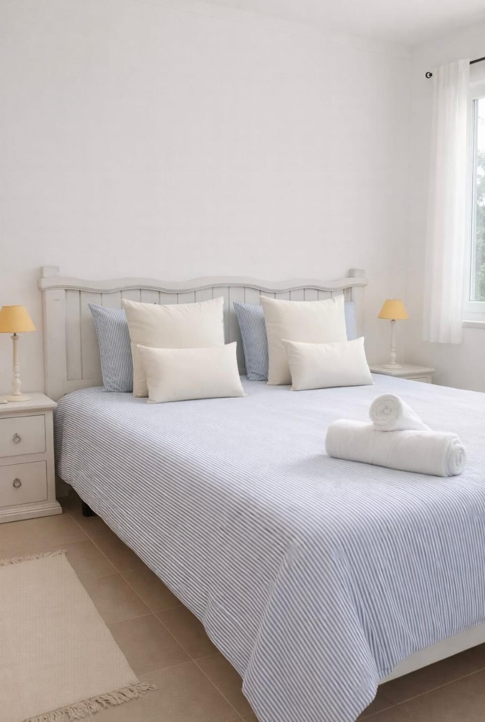 Bed, Bedroom