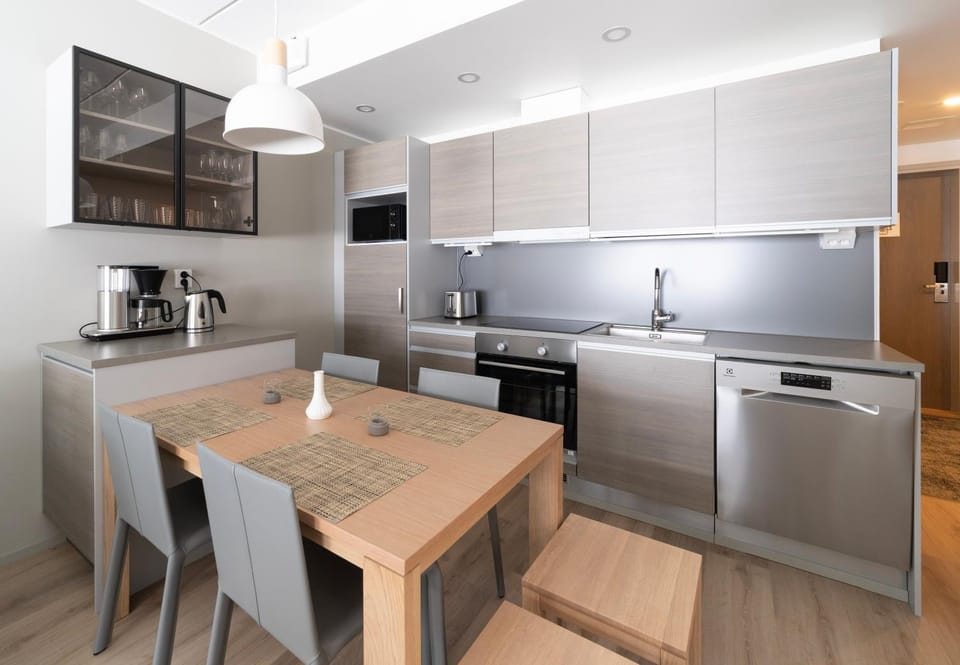 Dining area, dishwasher, oven, kitchen