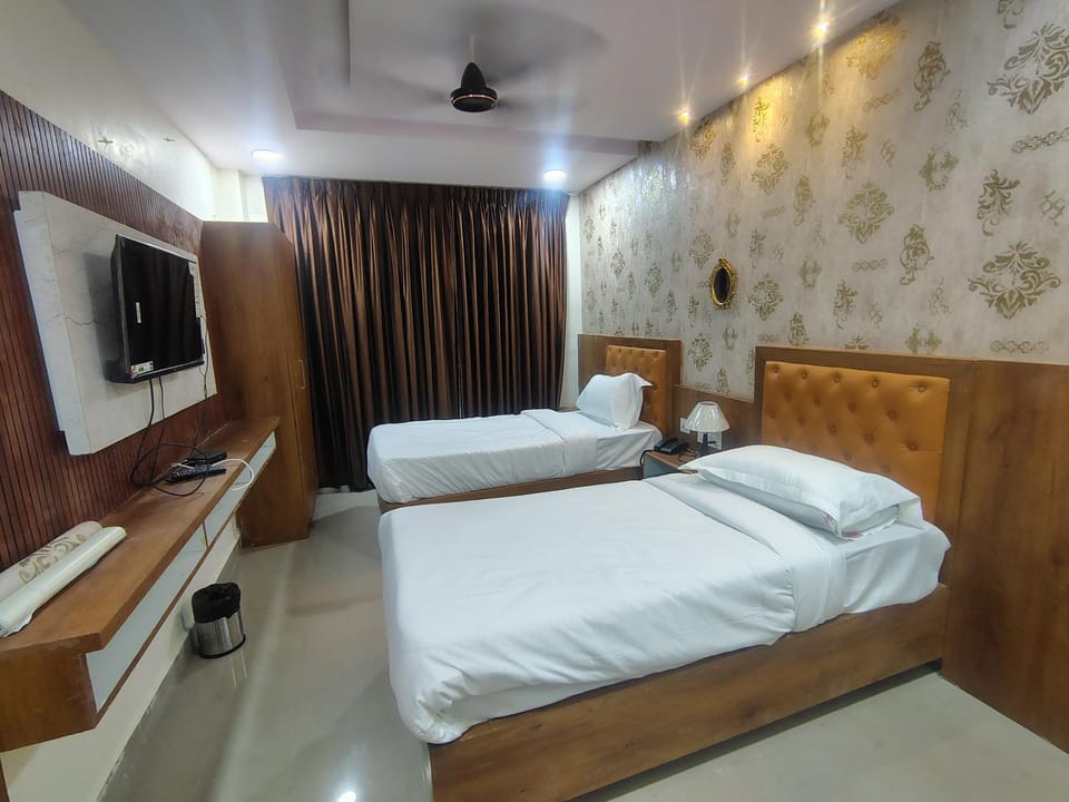 HoTEL MOKSHA GRAND Hotel in Vijayawada