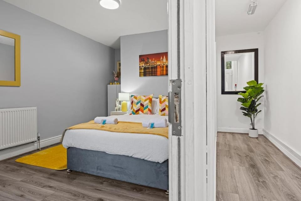 Bed, Decorative detail, Bedroom