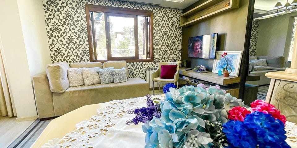 Communal lounge/ TV room, Living room