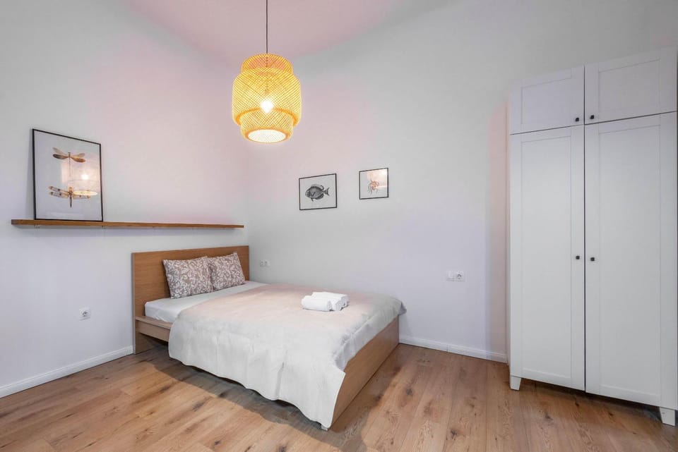 Bed, Bedroom, wardrobe
