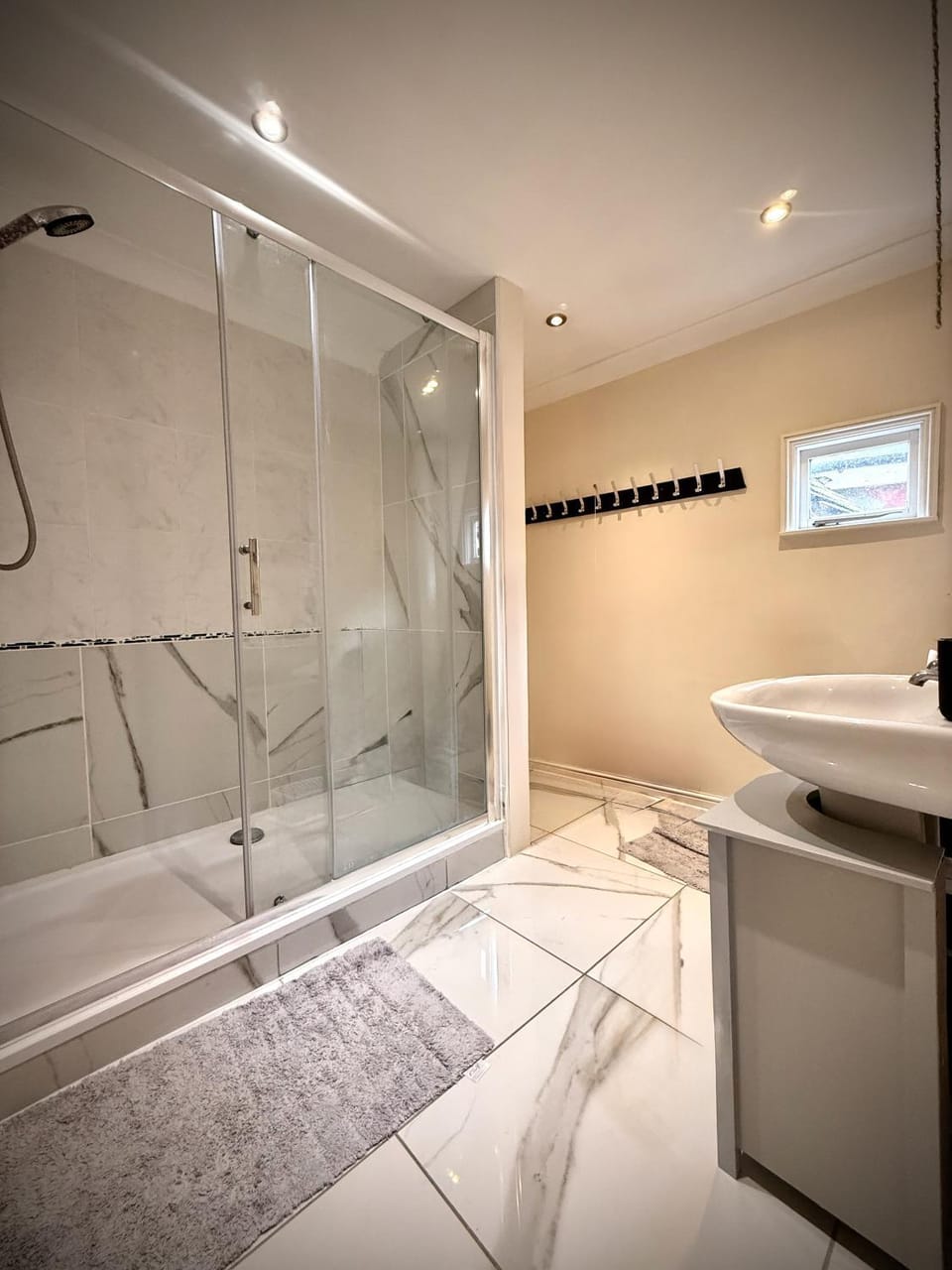 Shower, Bathroom
