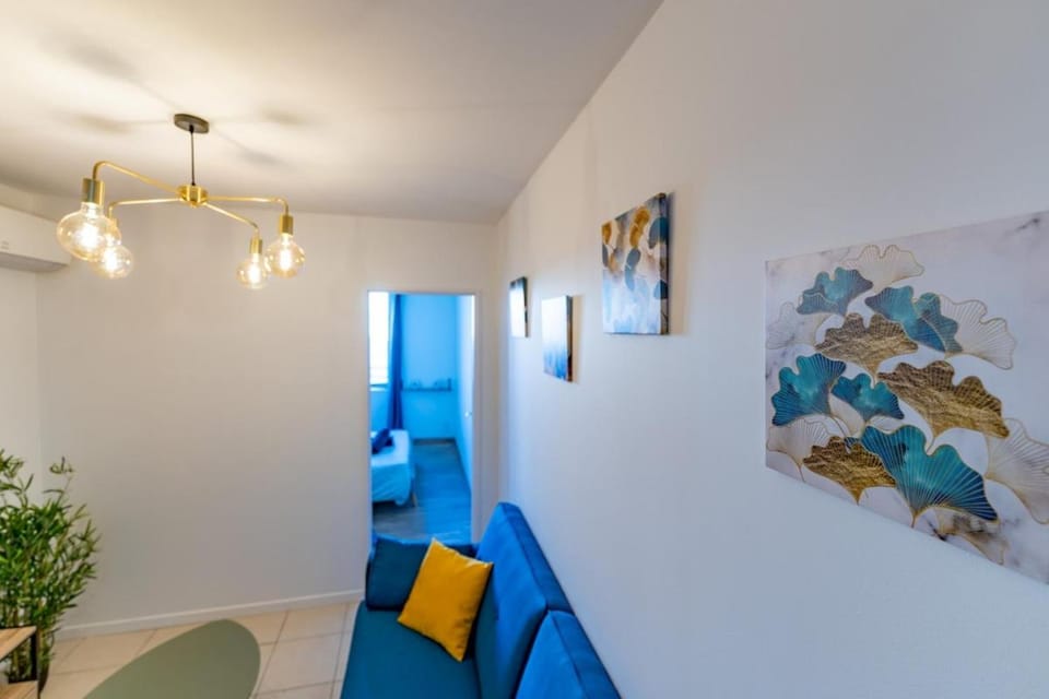 Living room, Decorative detail