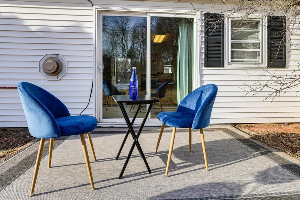 Pet-Friendly Home w/ Patio: 4 Mi to Saratoga Spa! House in Saratoga
