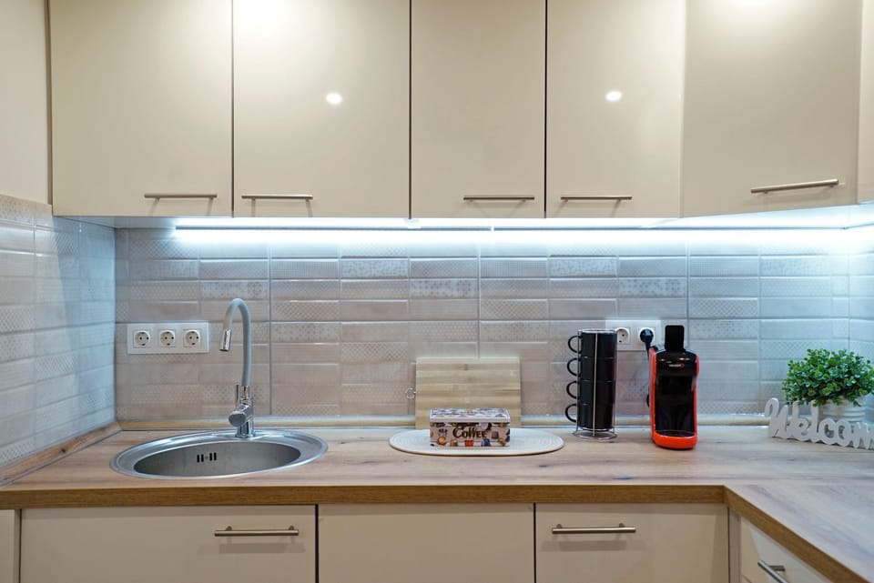 Coffee/tea facilities, kitchen