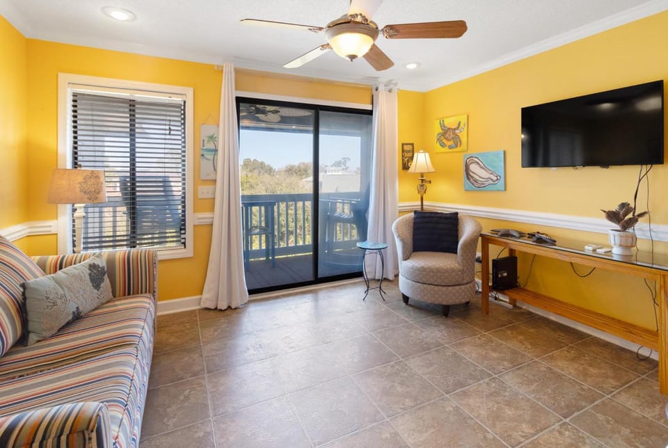 Love Shack House in Tybee Island