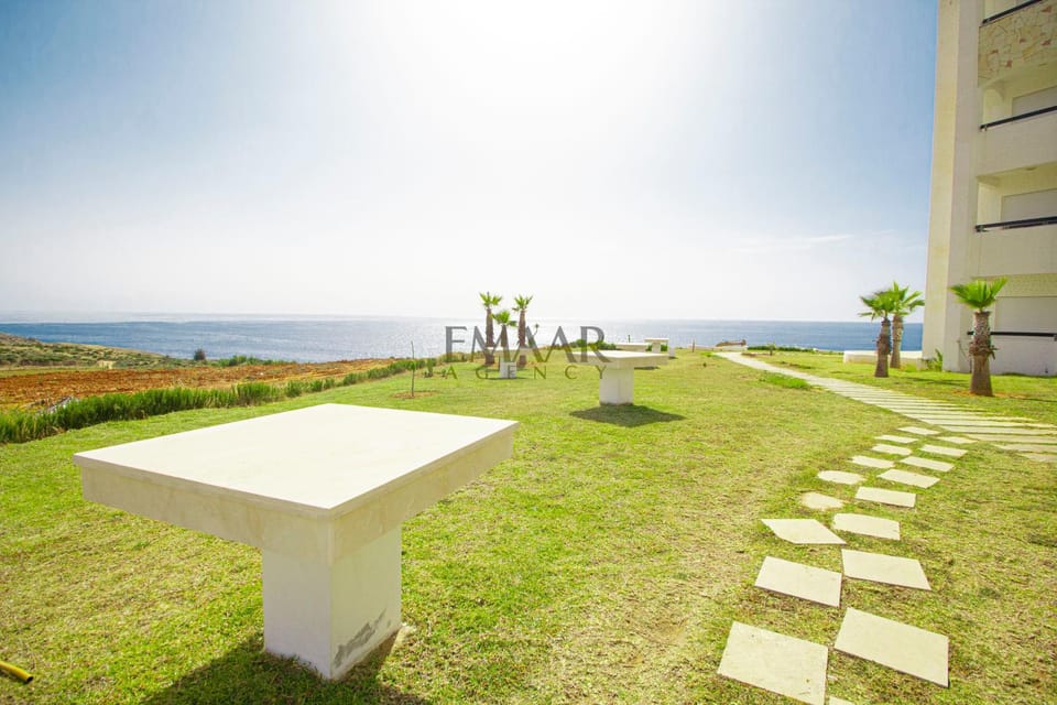 Nearby landmark, Spring, Day, Natural landscape, Garden, Garden view, Sea view