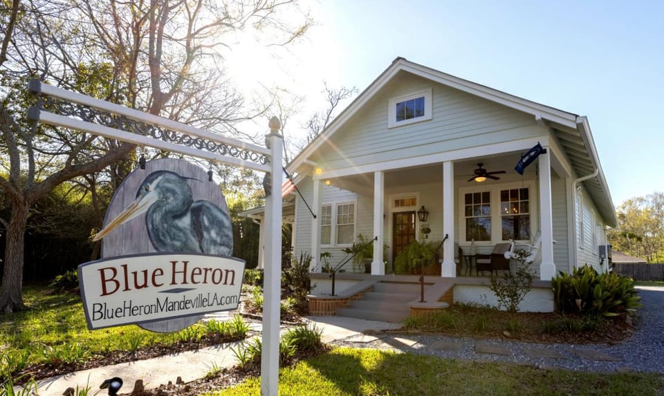 Blue Heron - Old Mandeville House in Mandeville