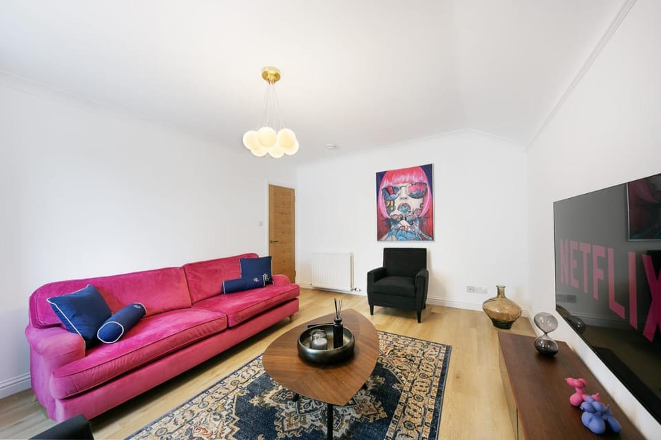 TV and multimedia, Living room, Seating area