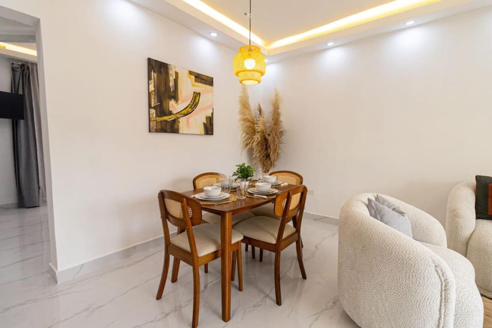 Chic 1BR Maravilla Residence Apartment in Los Melones