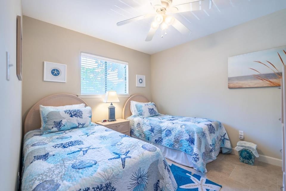 Walk to Beach Apartment in Hilton Head Island