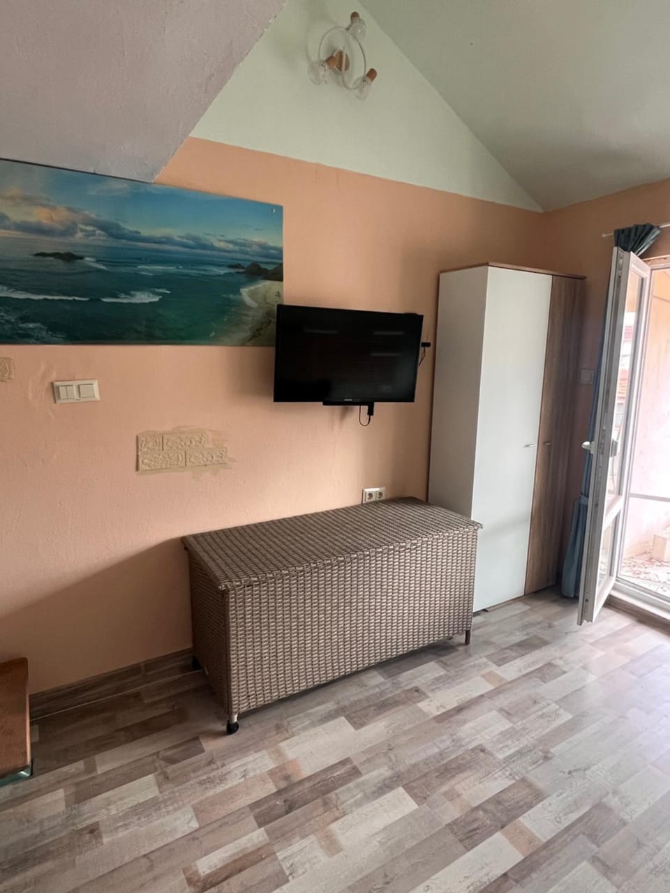 Морско таванче Apartment in Burgas