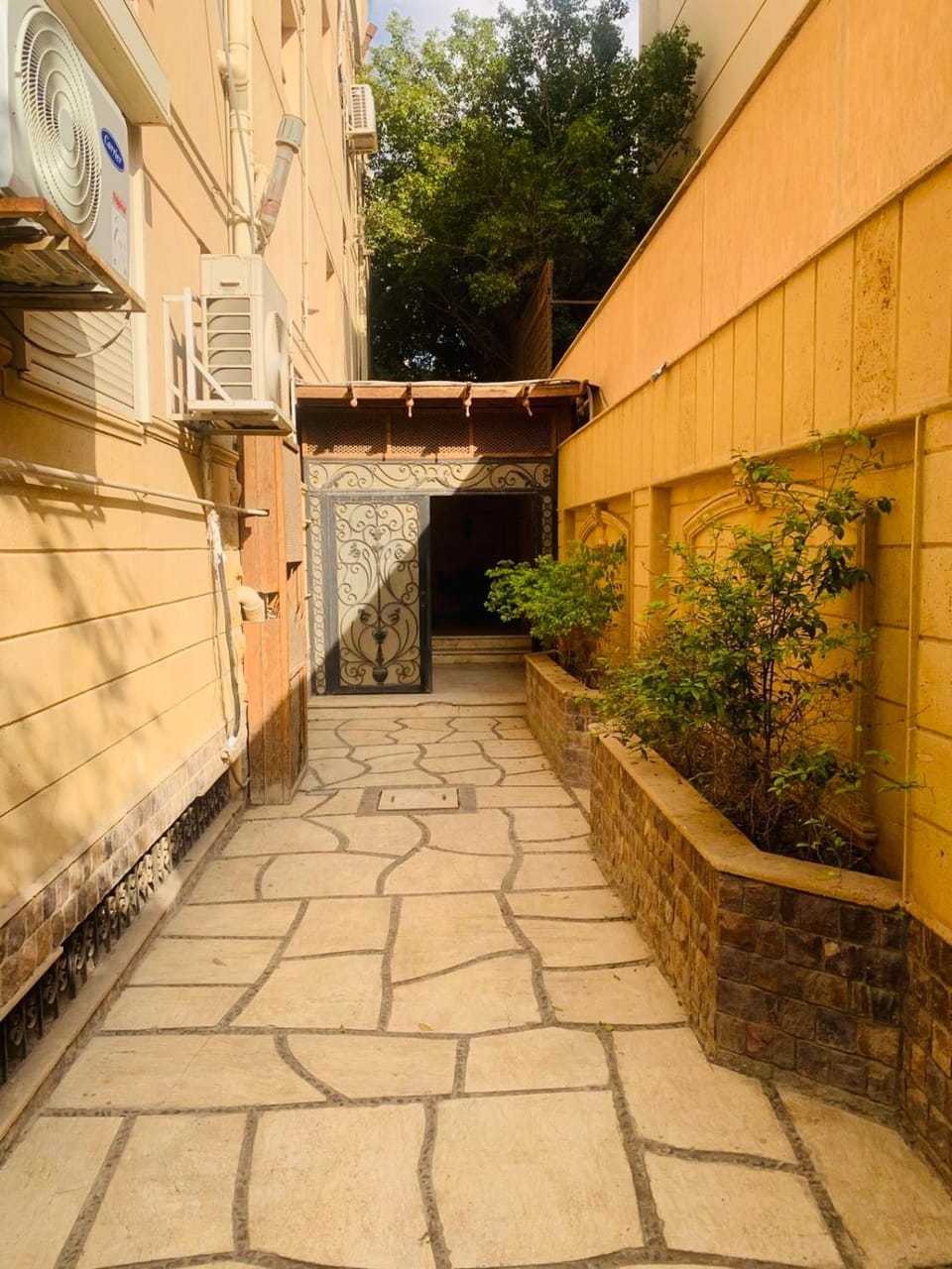 Furnished apartment in a villa in Fifth Settlement, excellent location near all services Apartment in New Cairo City