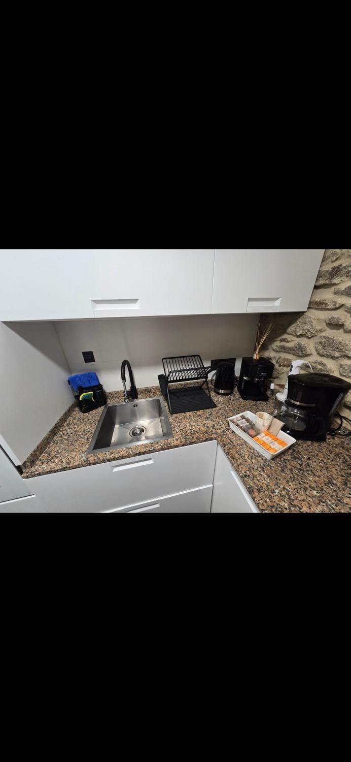 Suite privada con jardin chimenea y parking en A Coruña Bed and Breakfast in A Coruna