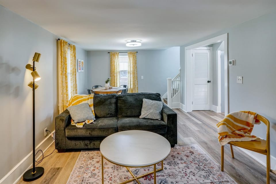 Hudson Valley Retreat! Convenient Apt in Kingston Apartment in Kingston