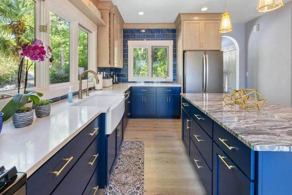Kitchen or kitchenette, dishwasher, minibar, oven, pet friendly, stove