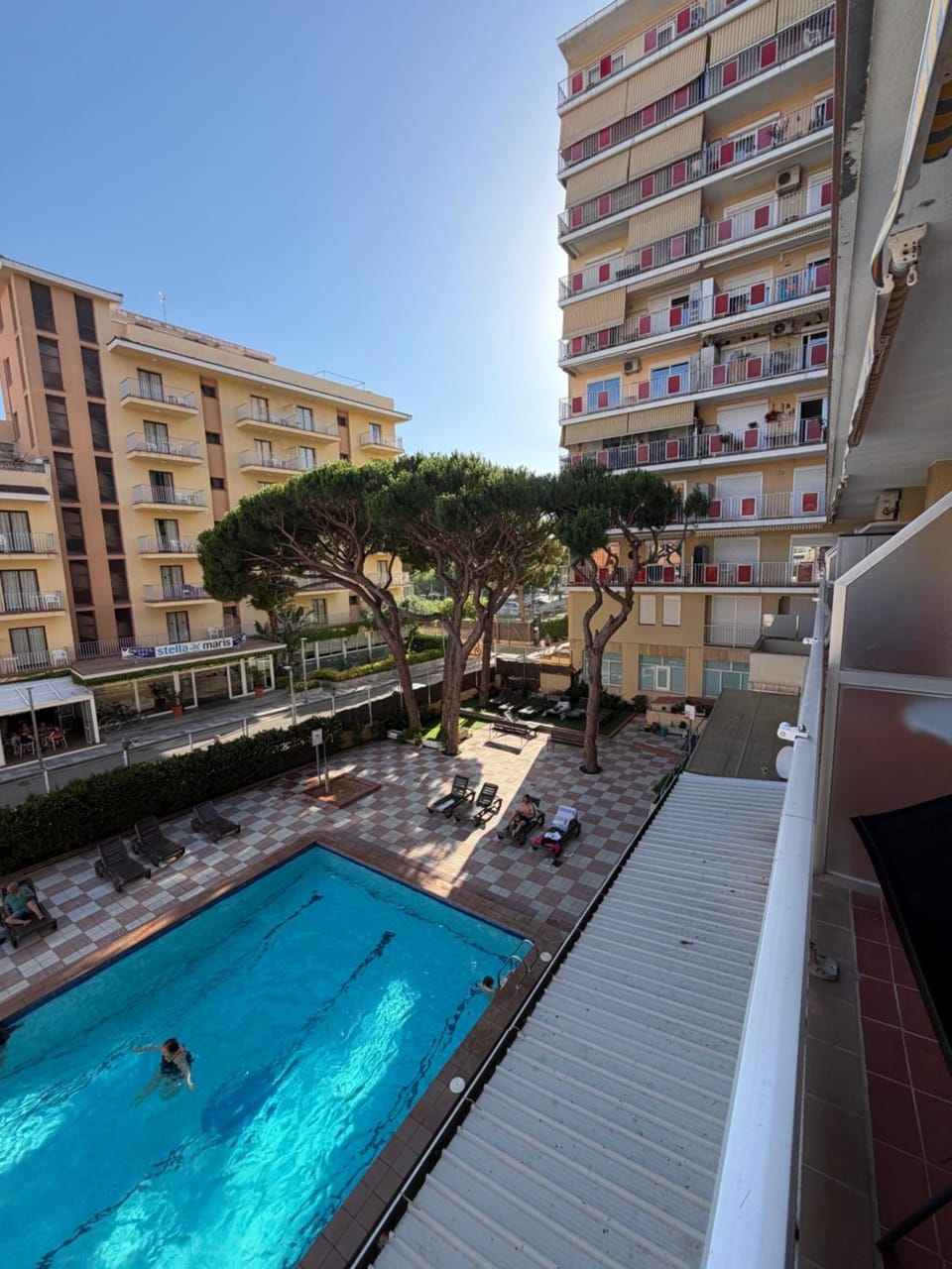 Property building, Swimming pool