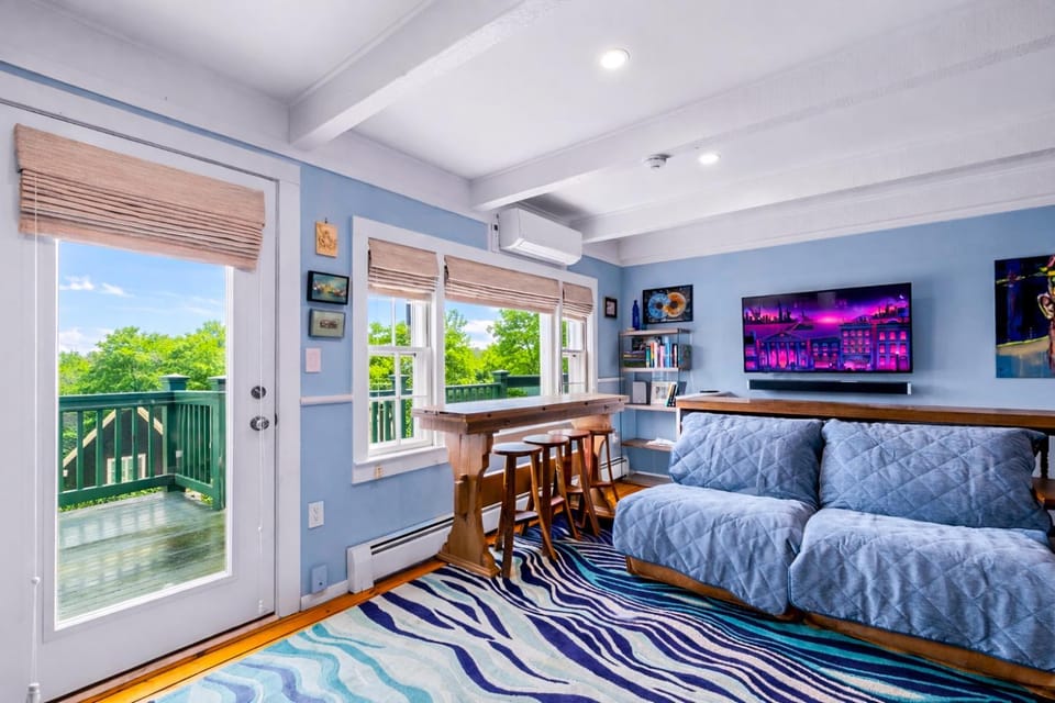 Perfect Ptown Stay, Dogs Welcome, Walk Everywhere House in Provincetown