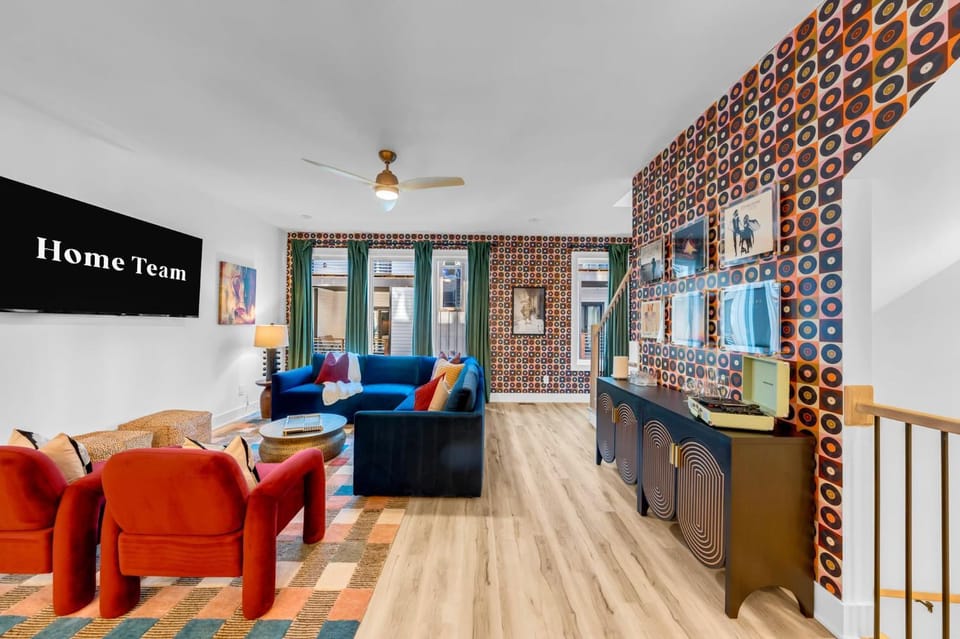 Nashville Hideaway - Rooftop - Fire Pit Nights Apartment in East Nashville