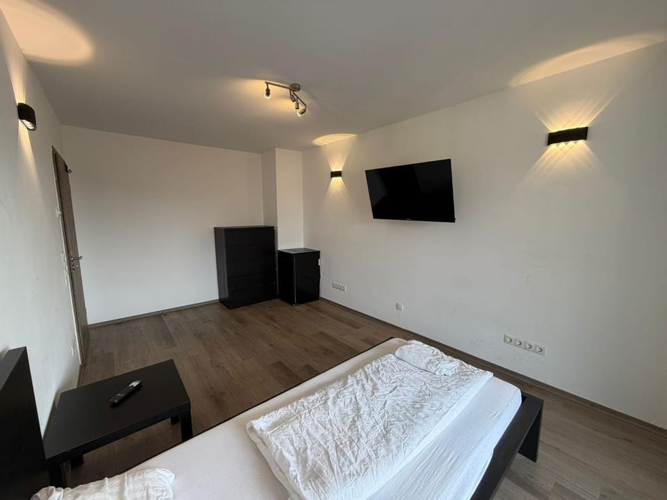 TV and multimedia, Bedroom