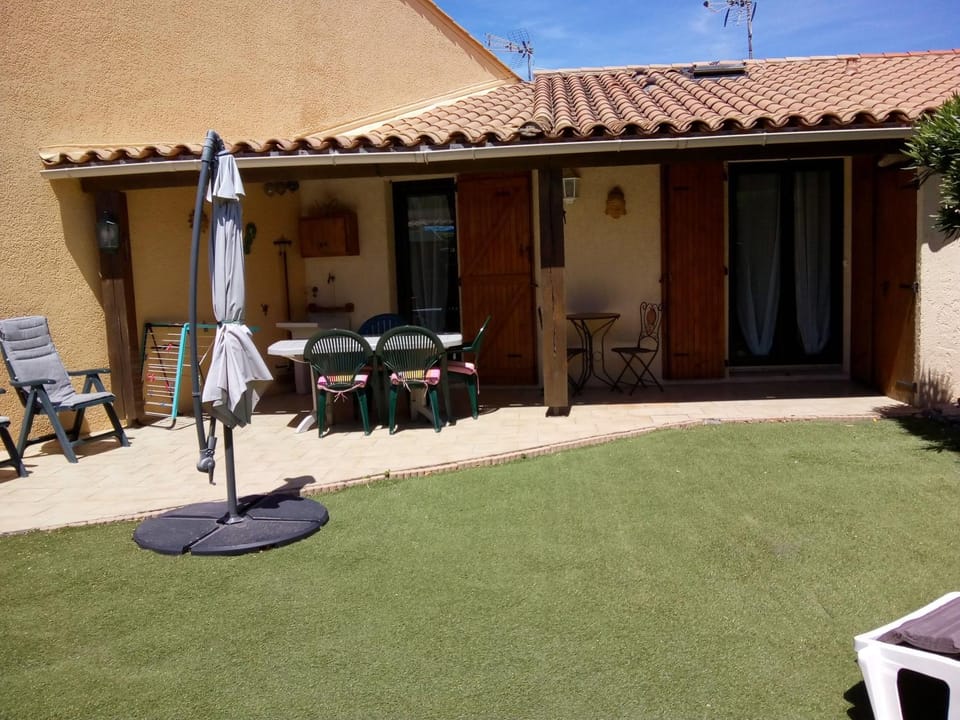 Property building, Patio