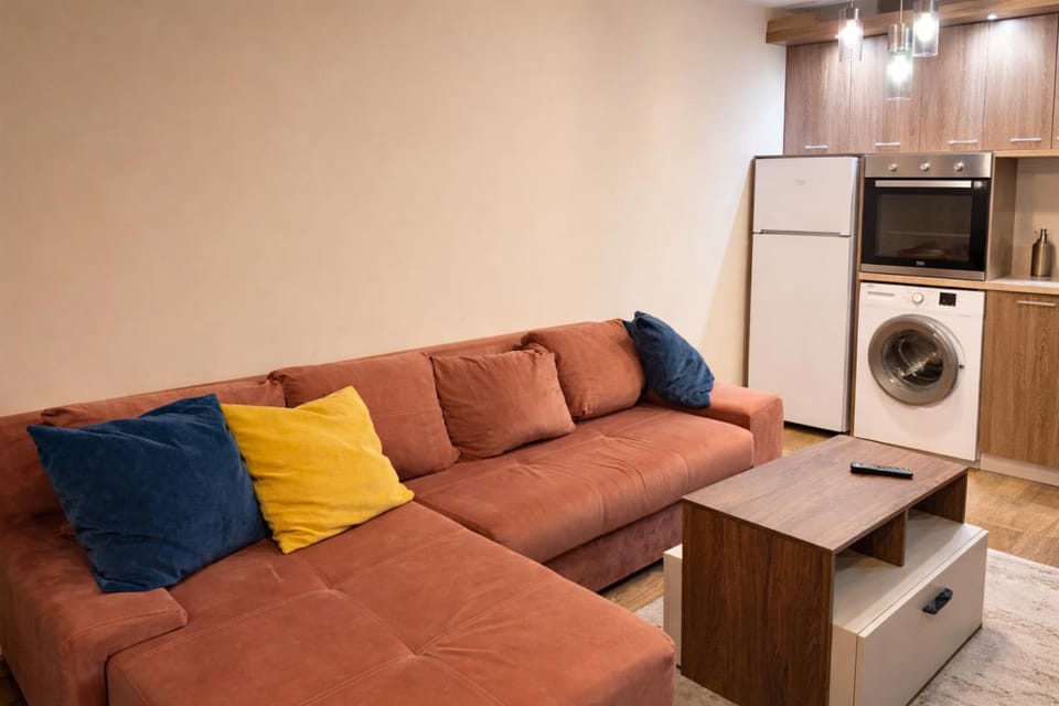 Kitchen or kitchenette, Living room, kitchen
