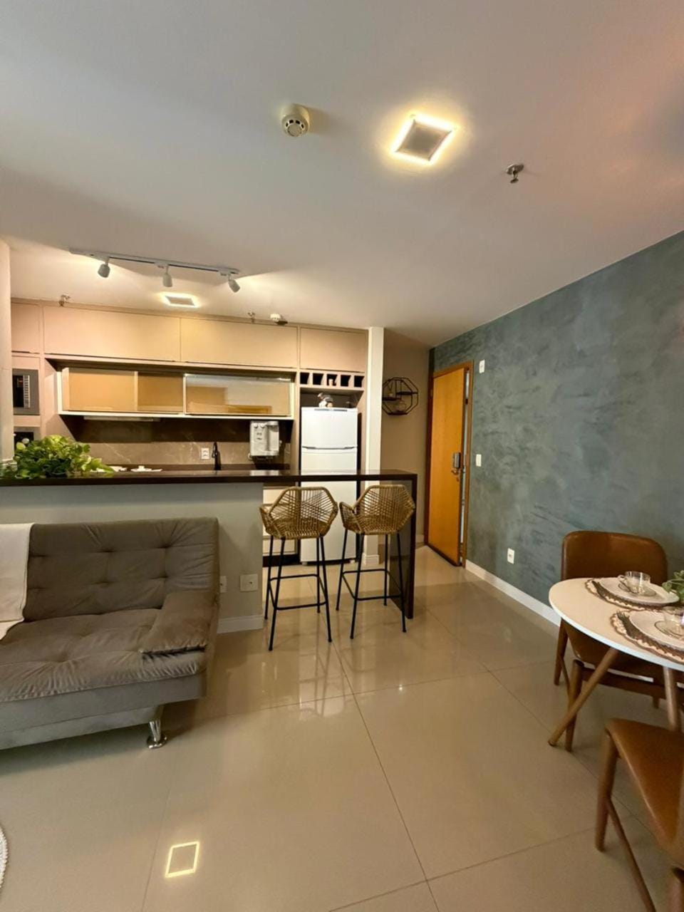 Kitchen or kitchenette, Living room