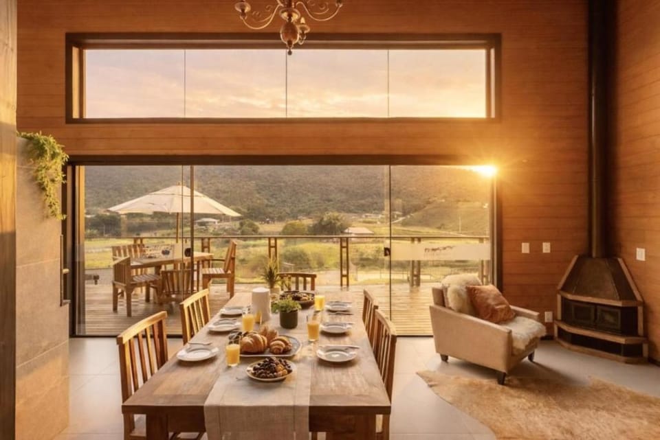 Villas Mornas Premium Retreat Pool & Event Space Villa in State of Santa Catarina