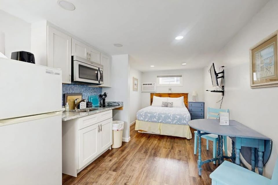 Salt Water Breeze Apartment in Old Orchard Beach
