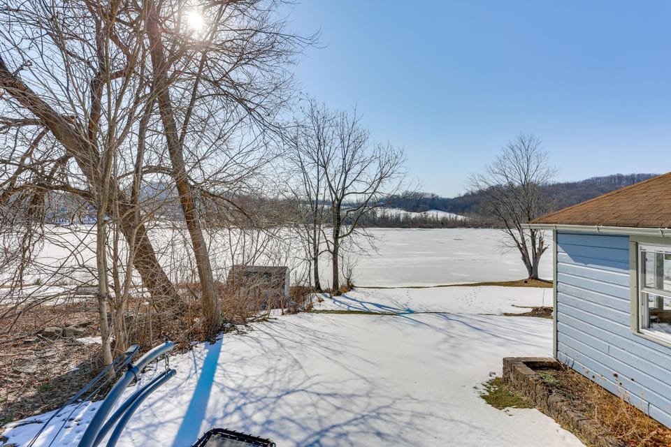 Lakefront Living By Mtn Creek! Modern Home w/ Deck House in New Jersey