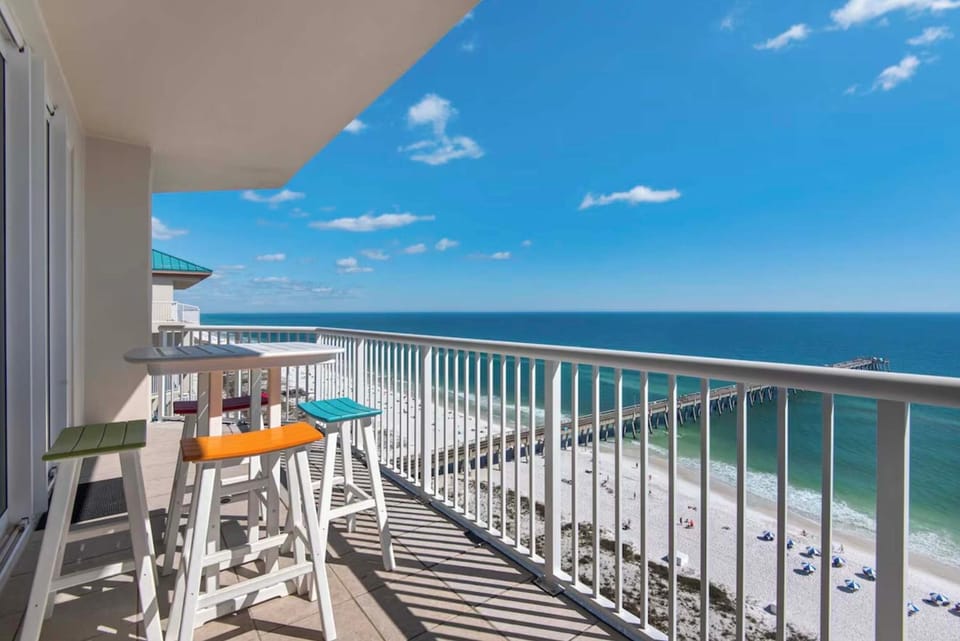 Summerwind Resort #1502 by Gulf Coast Getaways House in Pensacola Beach