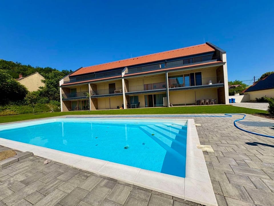 Vinopool Suites Badacsony Apartment in Hungary