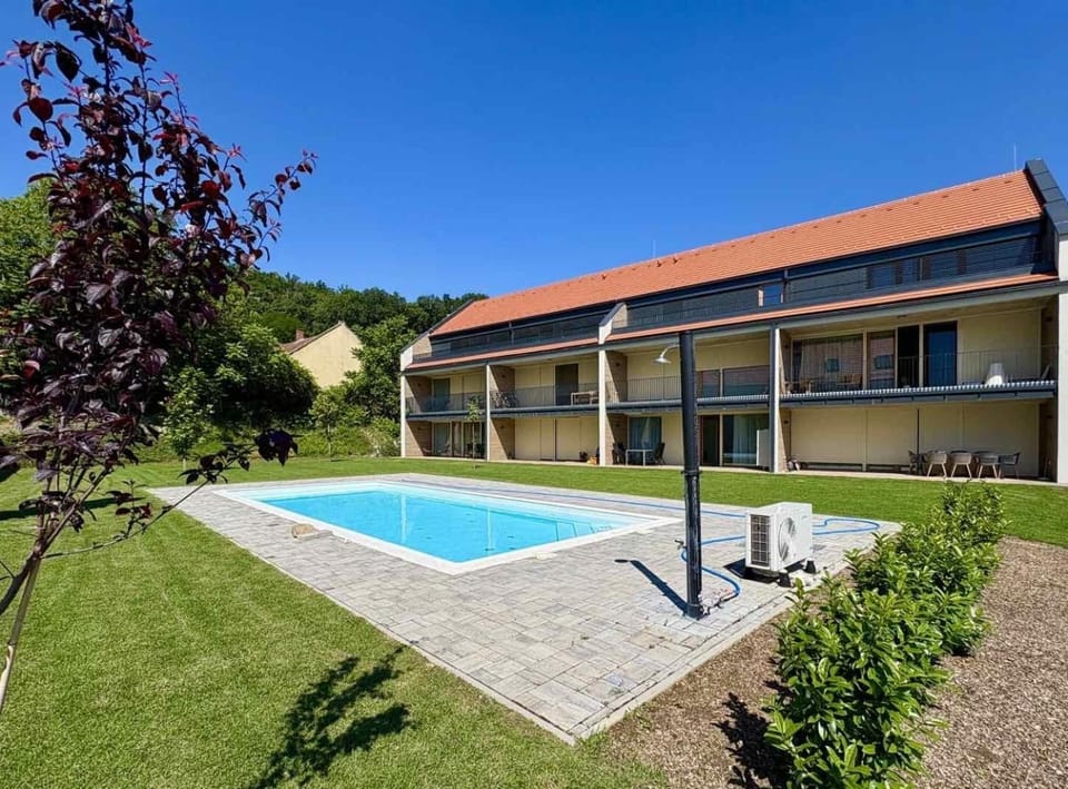 Vinopool Suites Badacsony Apartment in Hungary