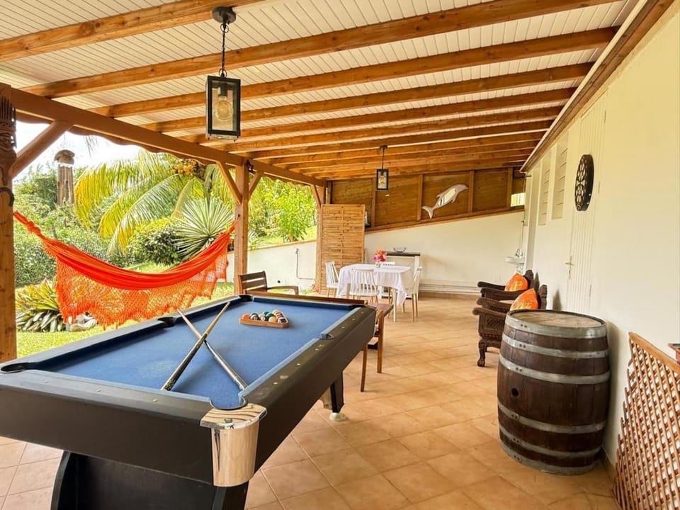 Billiard, Balcony/Terrace