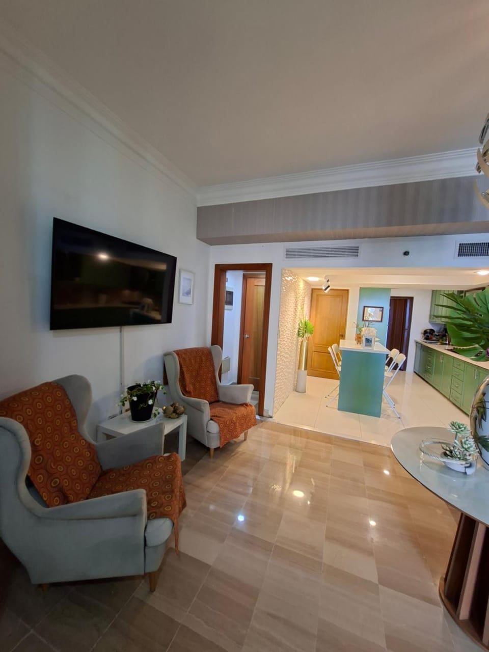 Communal lounge/ TV room