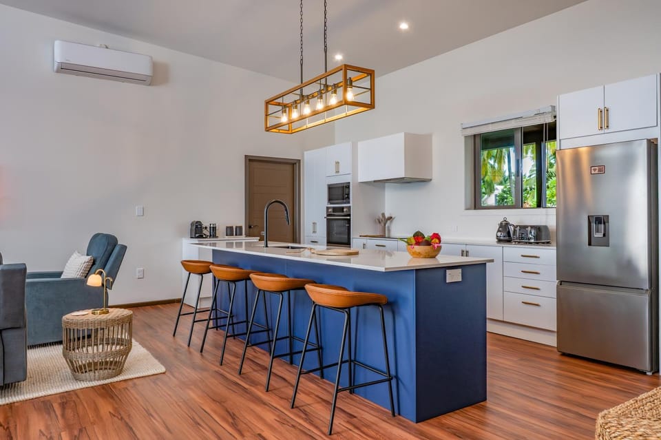 Kitchen or kitchenette, kitchen