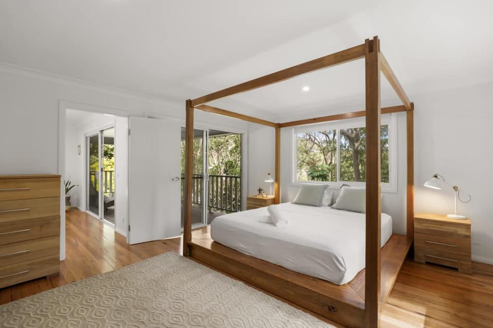 The Deckhouse House in Nelson Bay