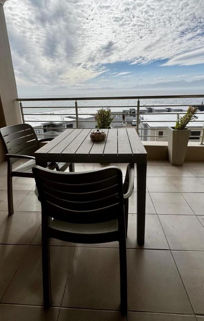 Patio, Sea view