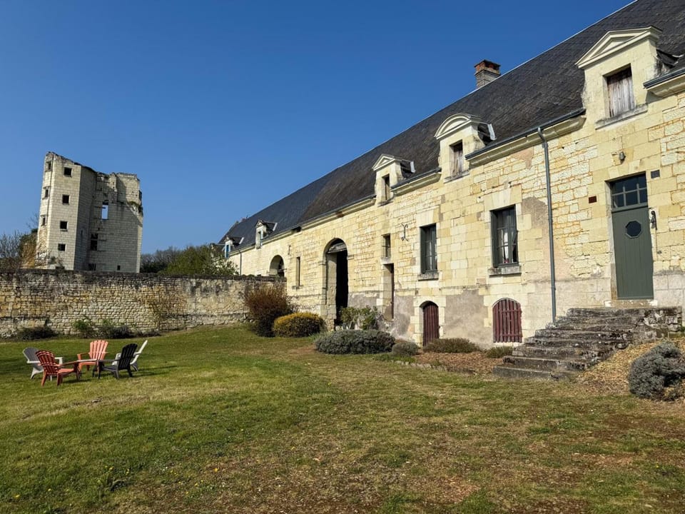 Maison historique avec jardin clos - 4 pers. Country House in Centre-Val de Loire